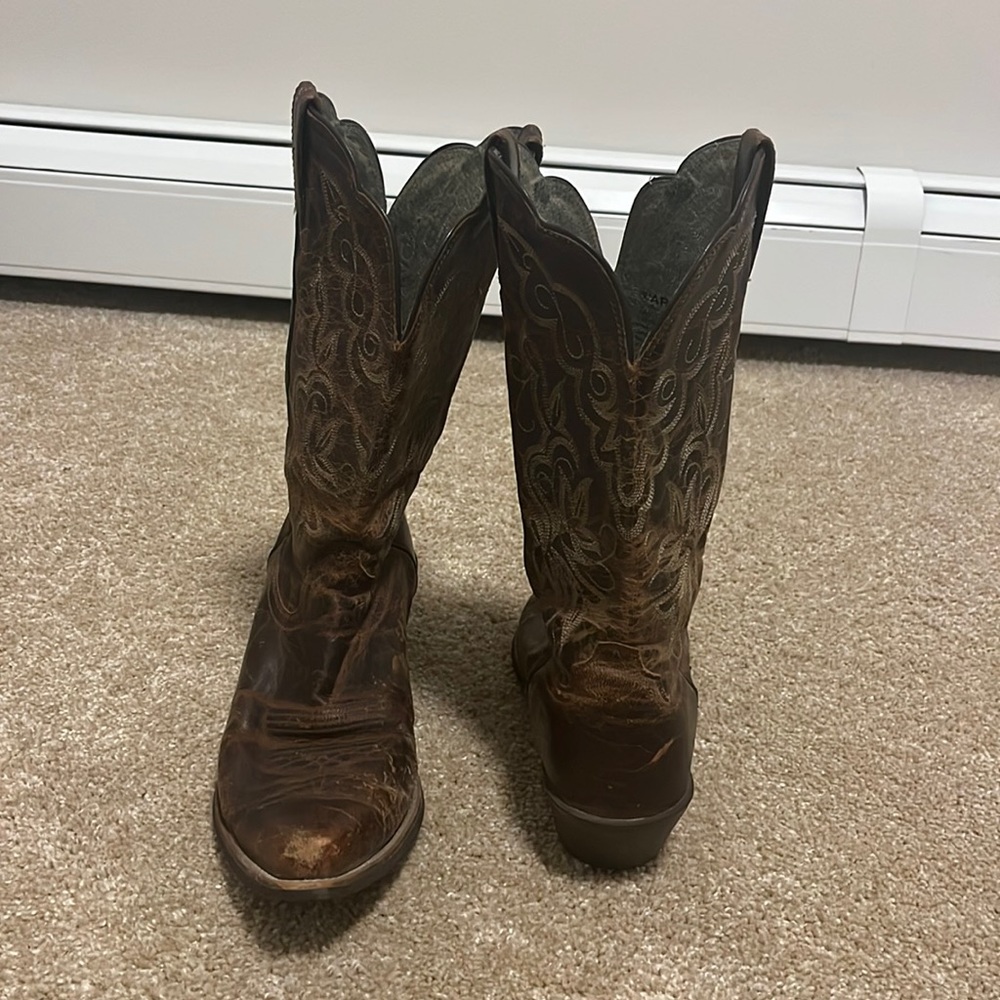 Womens Ariat Boots 10B